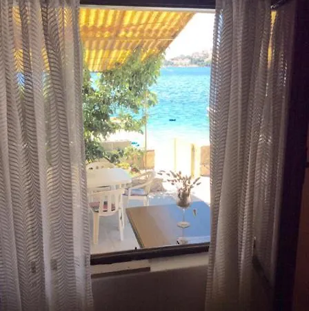 Apartment Shell Rogoznica (Sibenik-Knin)